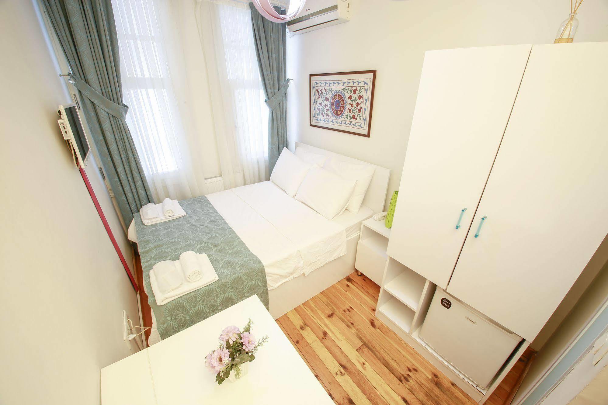 Lale Inn Ortakoey Istambul Extérieur photo