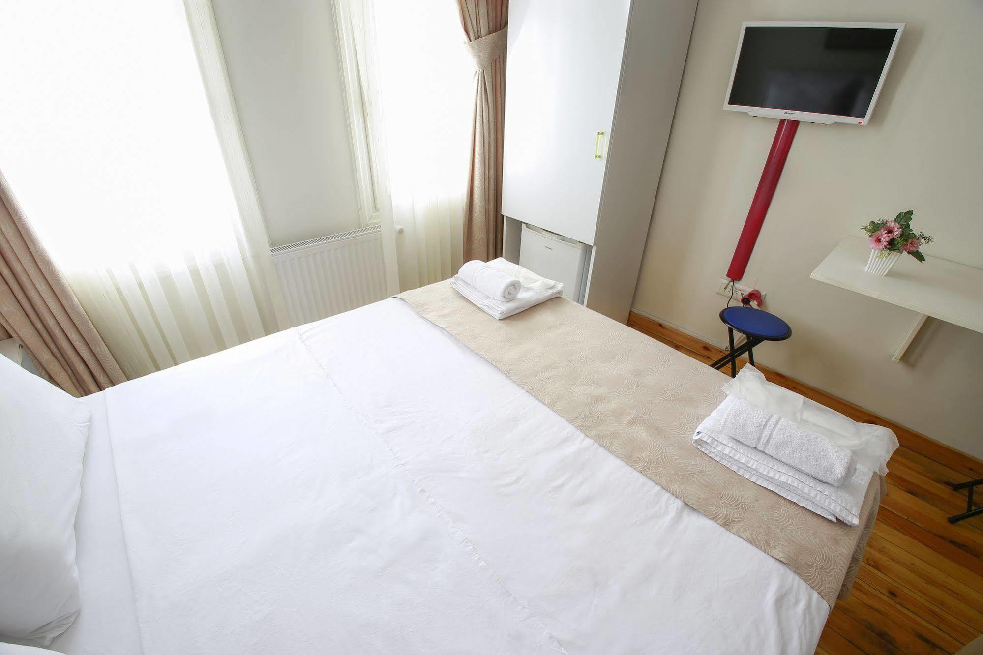 Lale Inn Ortakoey Istambul Extérieur photo