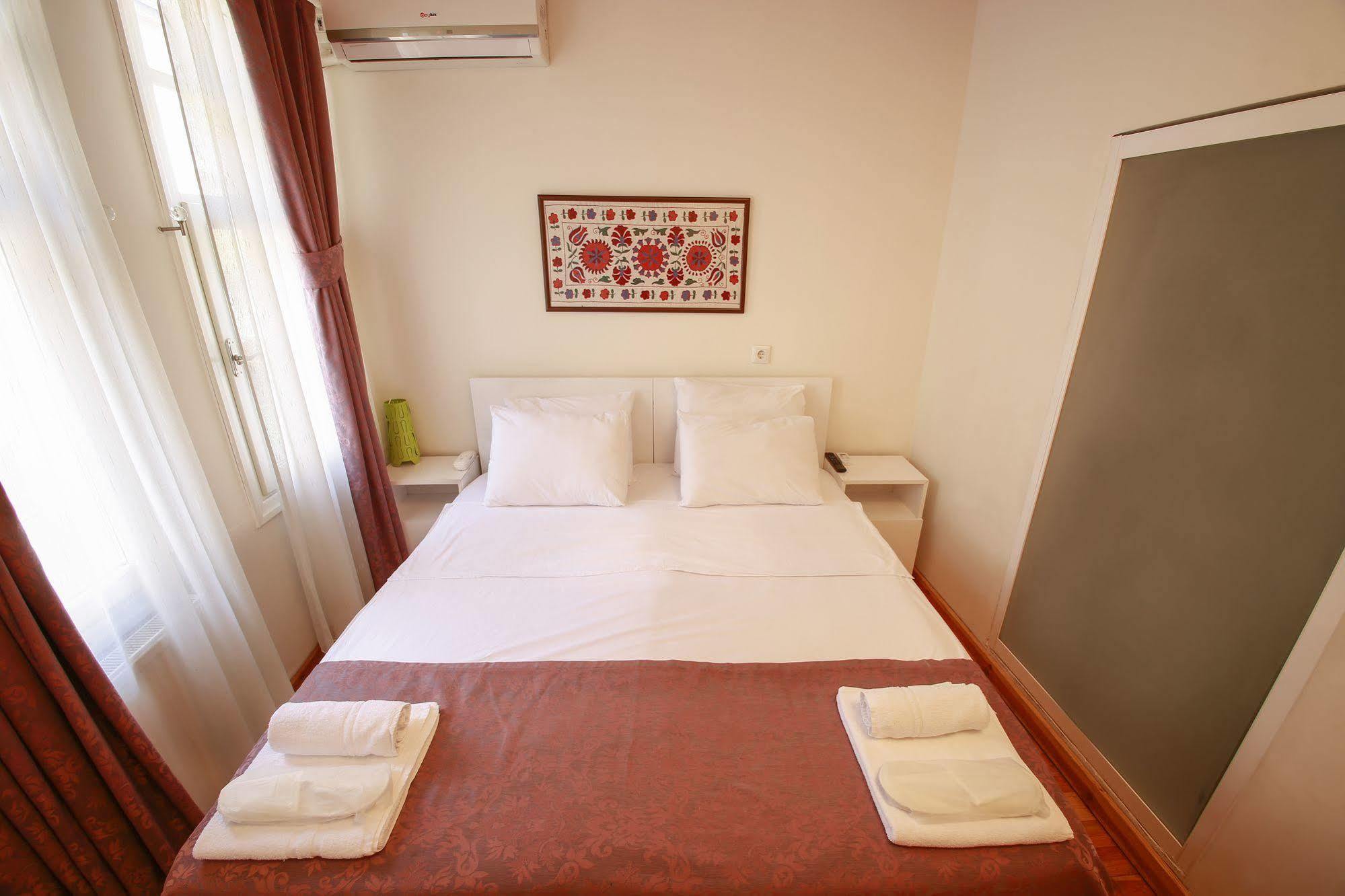 Lale Inn Ortakoey Istambul Extérieur photo